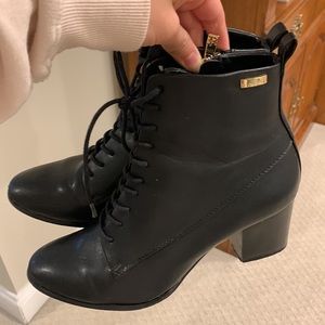 *LAST CALL* Calvin Klein kylene booties